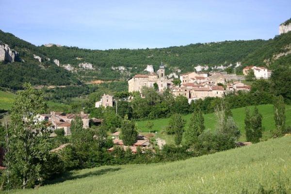 Gite Le Jaya Saint-Georges-de-Luzençon Exteriör bild