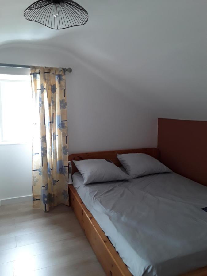 Gite Le Jaya Saint-Georges-de-Luzençon Exteriör bild